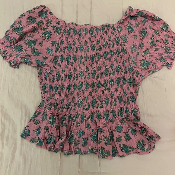UO Floral Pink Smocked Women's Top🔥FINAL CLEARANCE🔥 - Picture 5 of 5